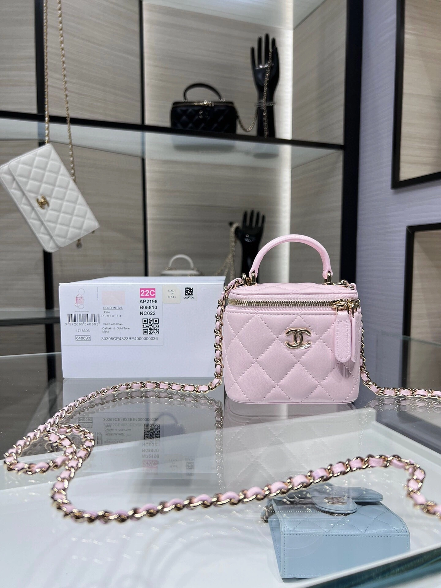 MOMO-- AP2198-B06660-NG750 item：C-B063I2315V