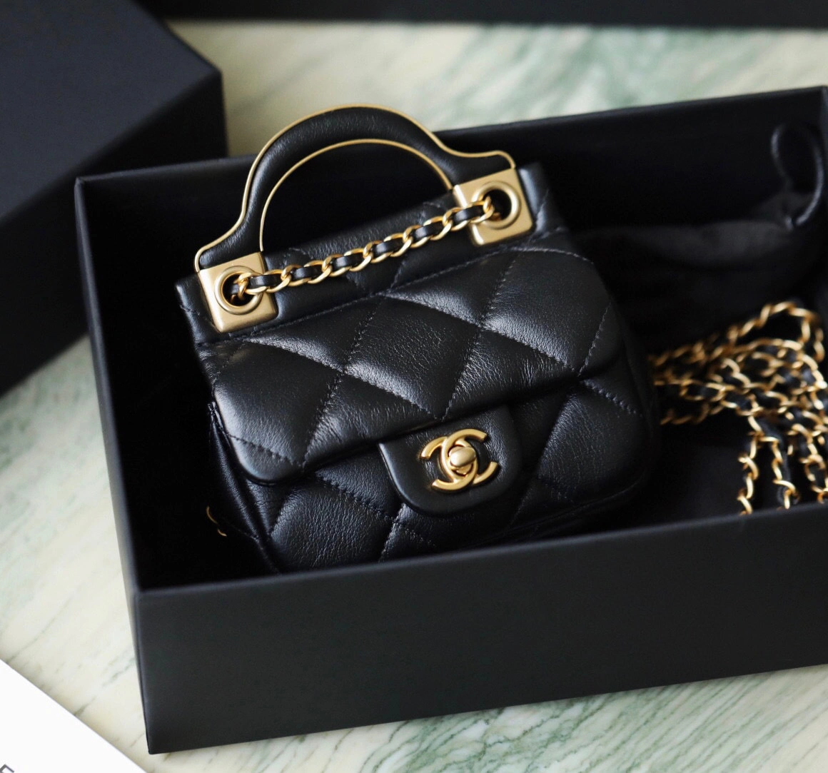 MOMO-- AP2271 B05832 94305 Calfskin item : B-B598E1204S