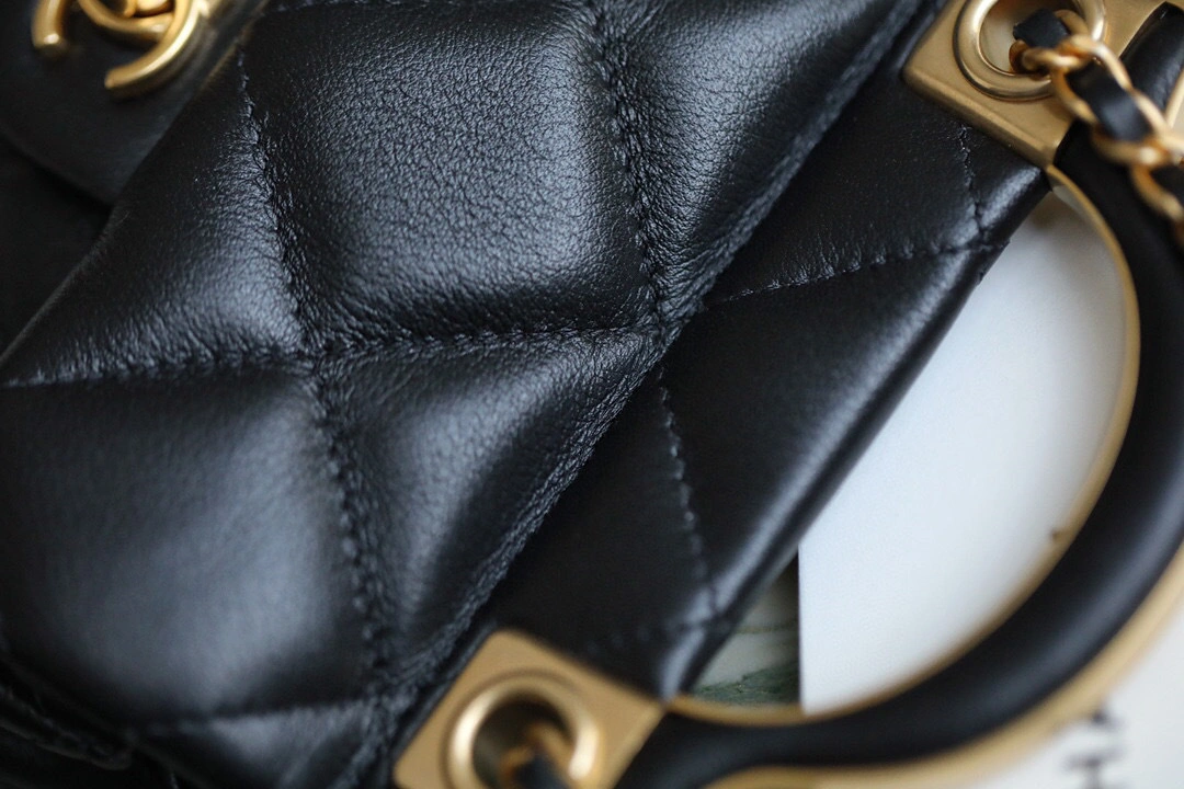 MOMO-- AP2271 B05832 94305 Calfskin item : B-B598E1204S