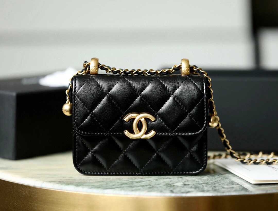 MOMO-- AP2290 B06092 94305 Calfskin item : B-B598E1420S