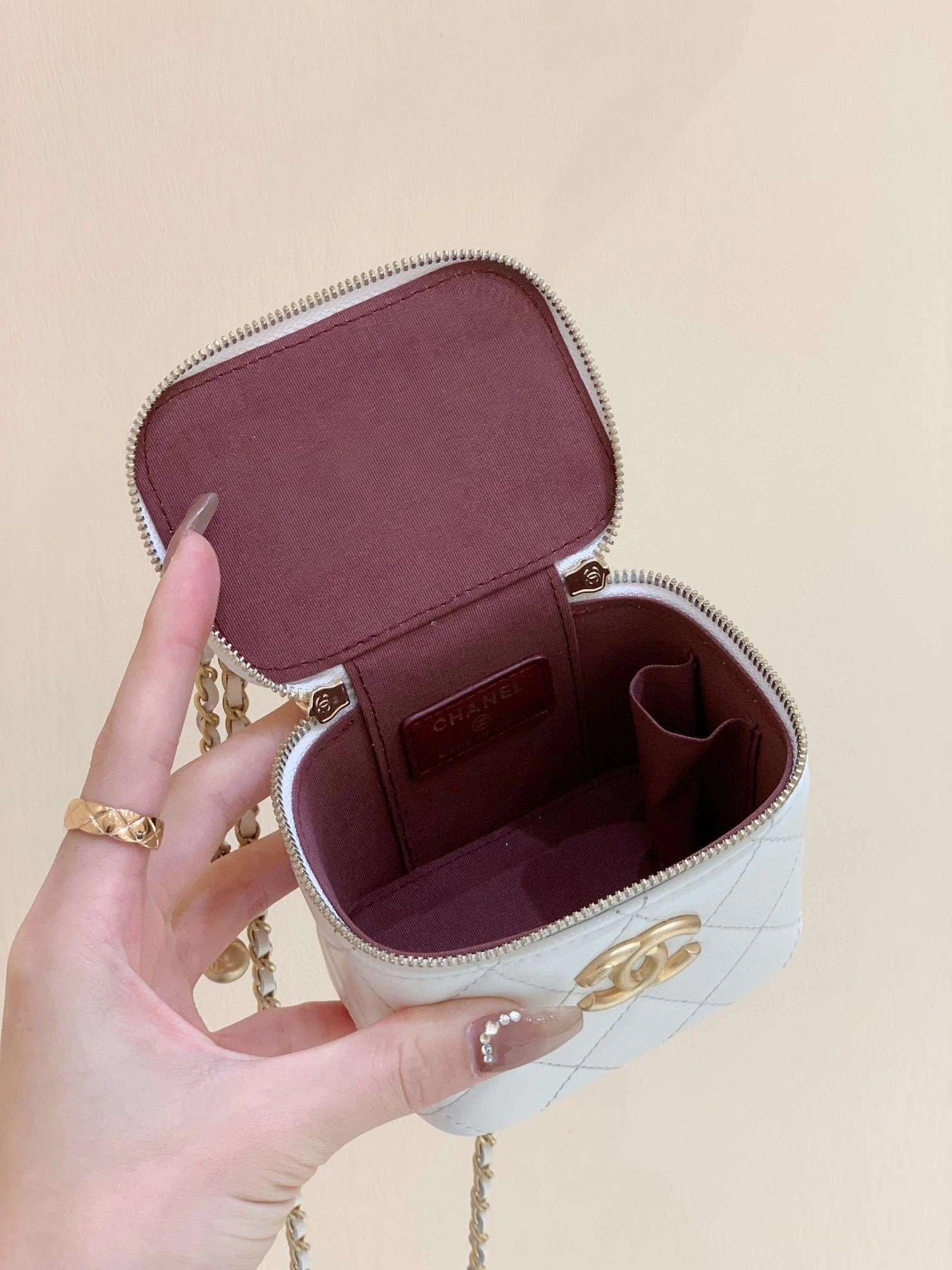 *MOMO---AP2292 Calfskin item : 00B75G2315