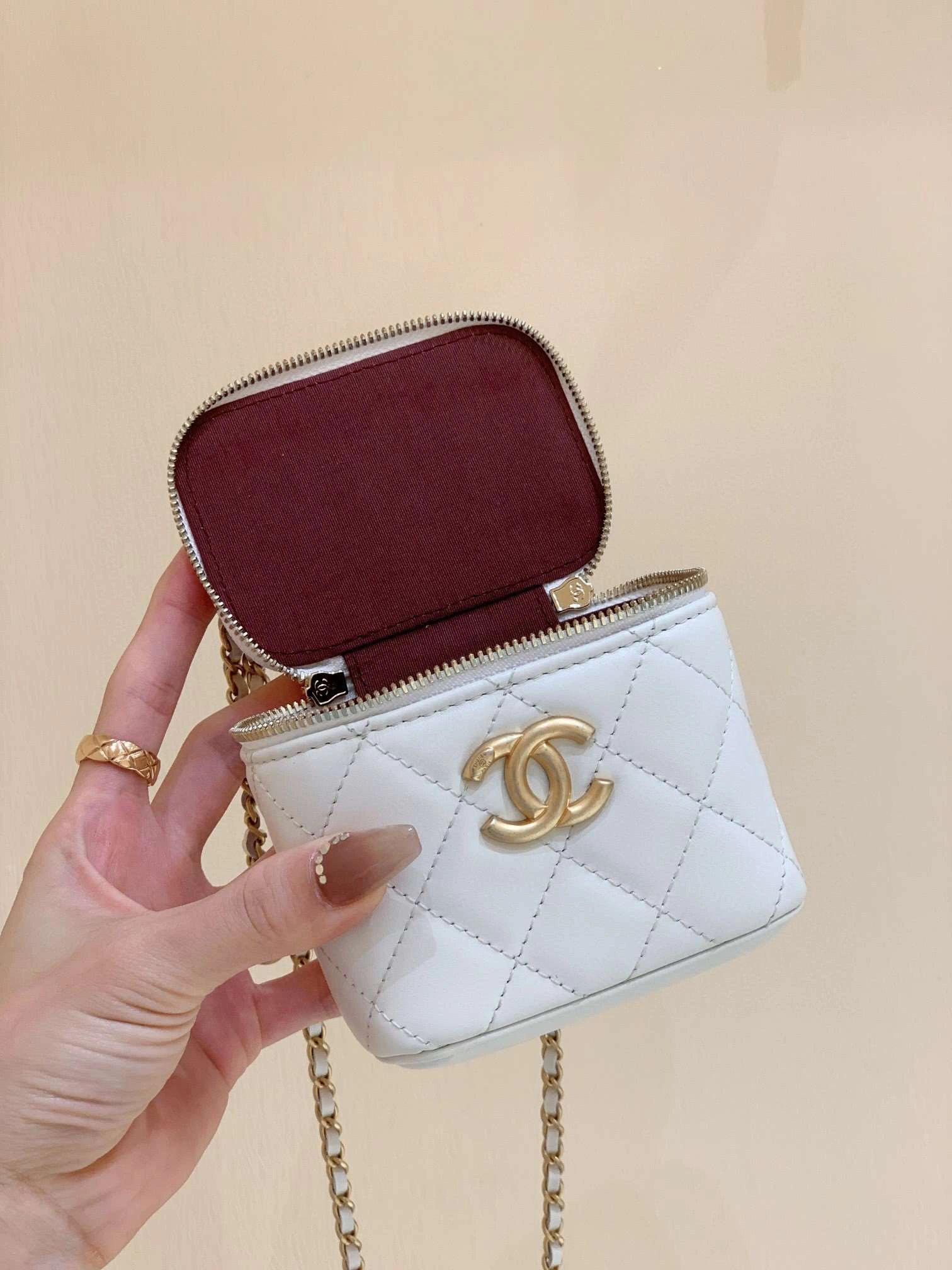 *MOMO---AP2292 Calfskin item : 00B75G2315
