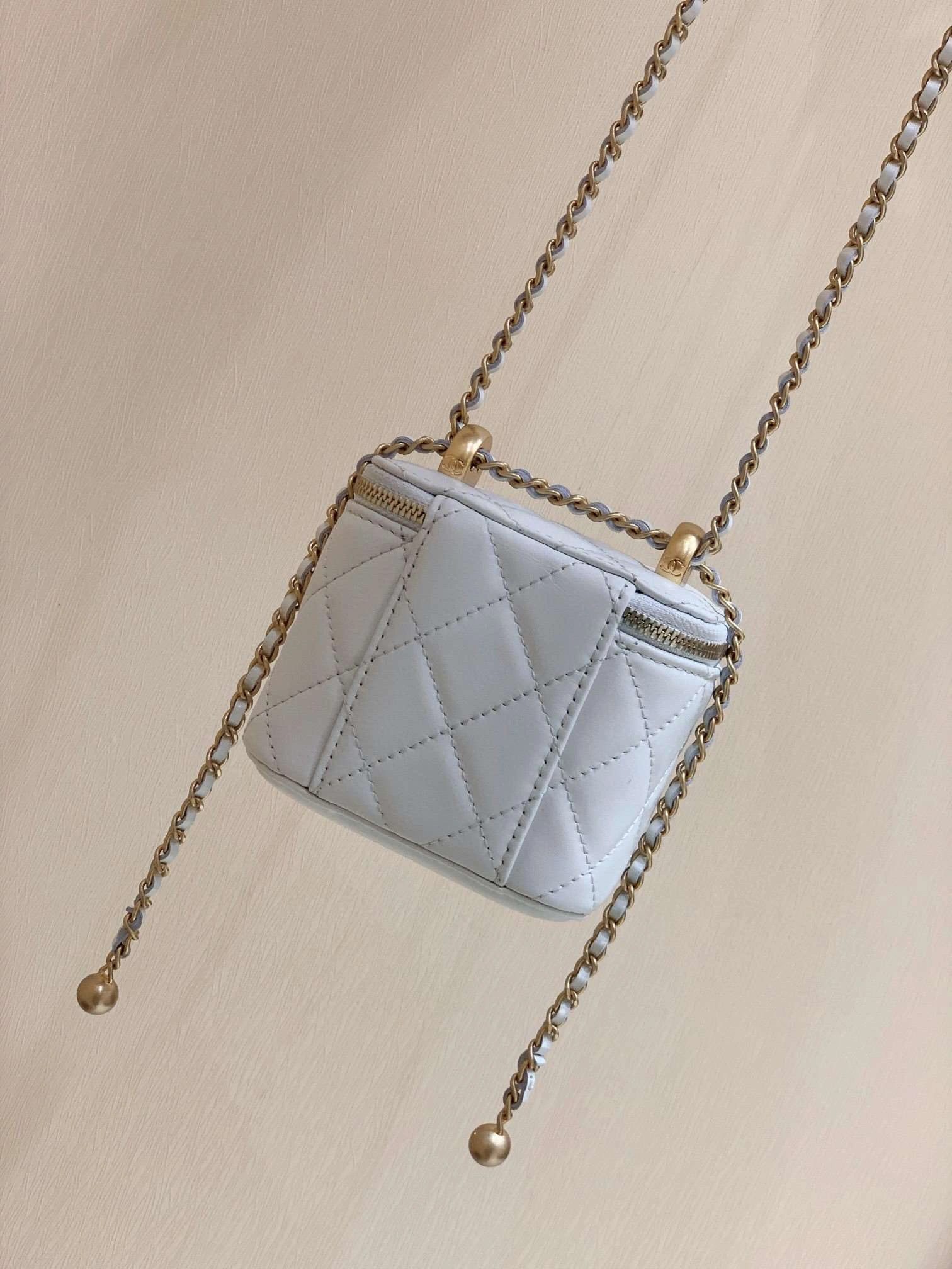 *MOMO---AP2292 Calfskin item : 00B75G2315