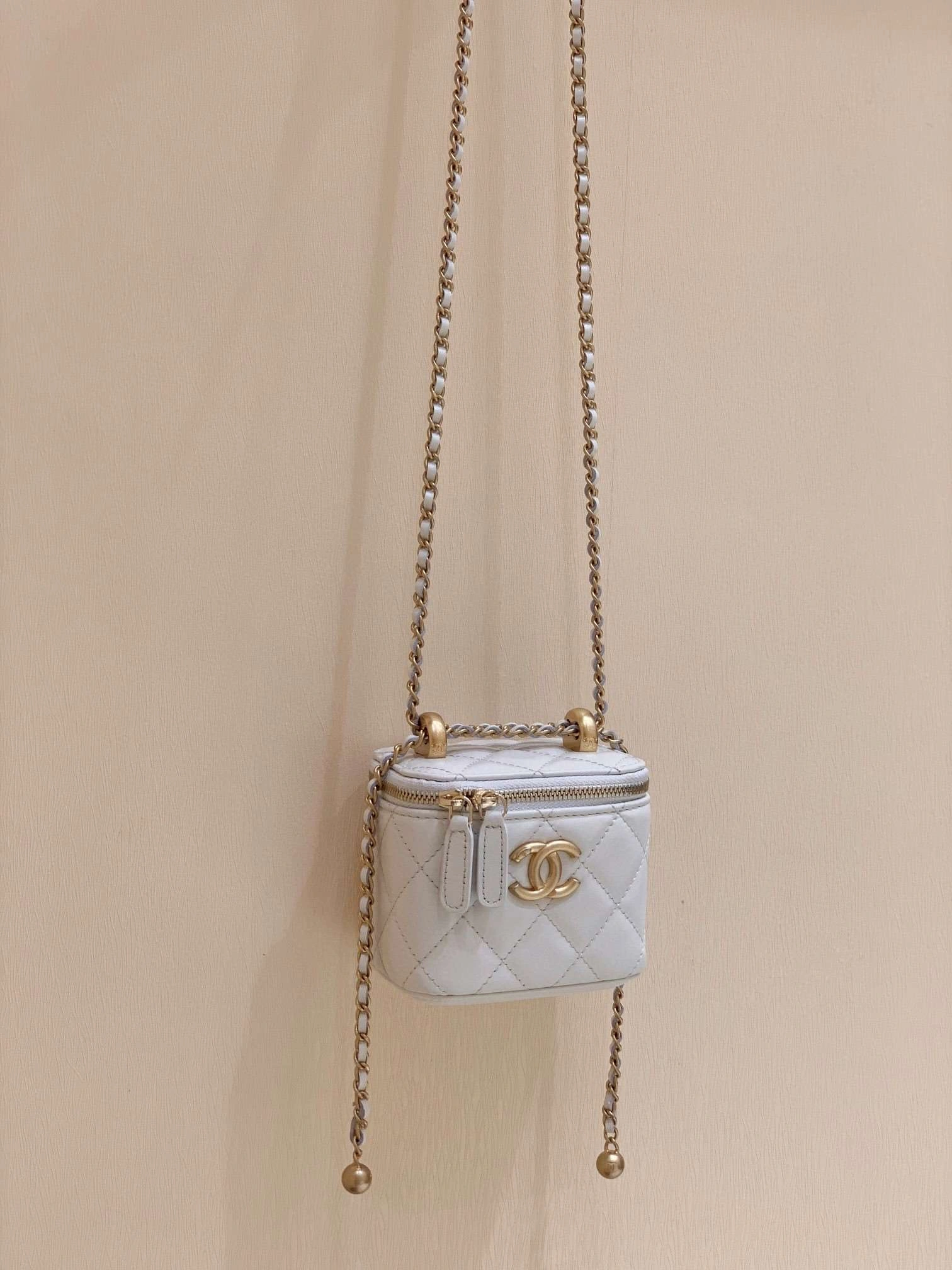 *MOMO---AP2292 Calfskin item : 00B75G2315