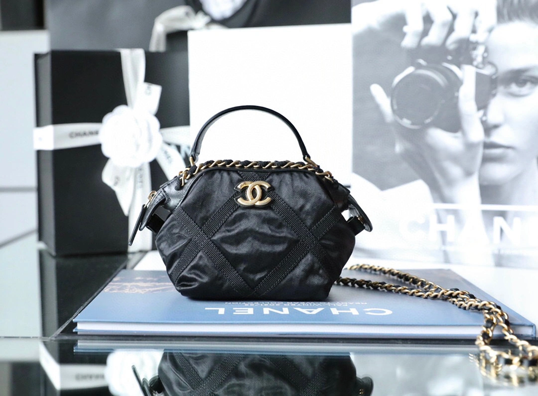 MOMO-- AP2669 B07632 94305 sheepskin item : B-B598E1407S