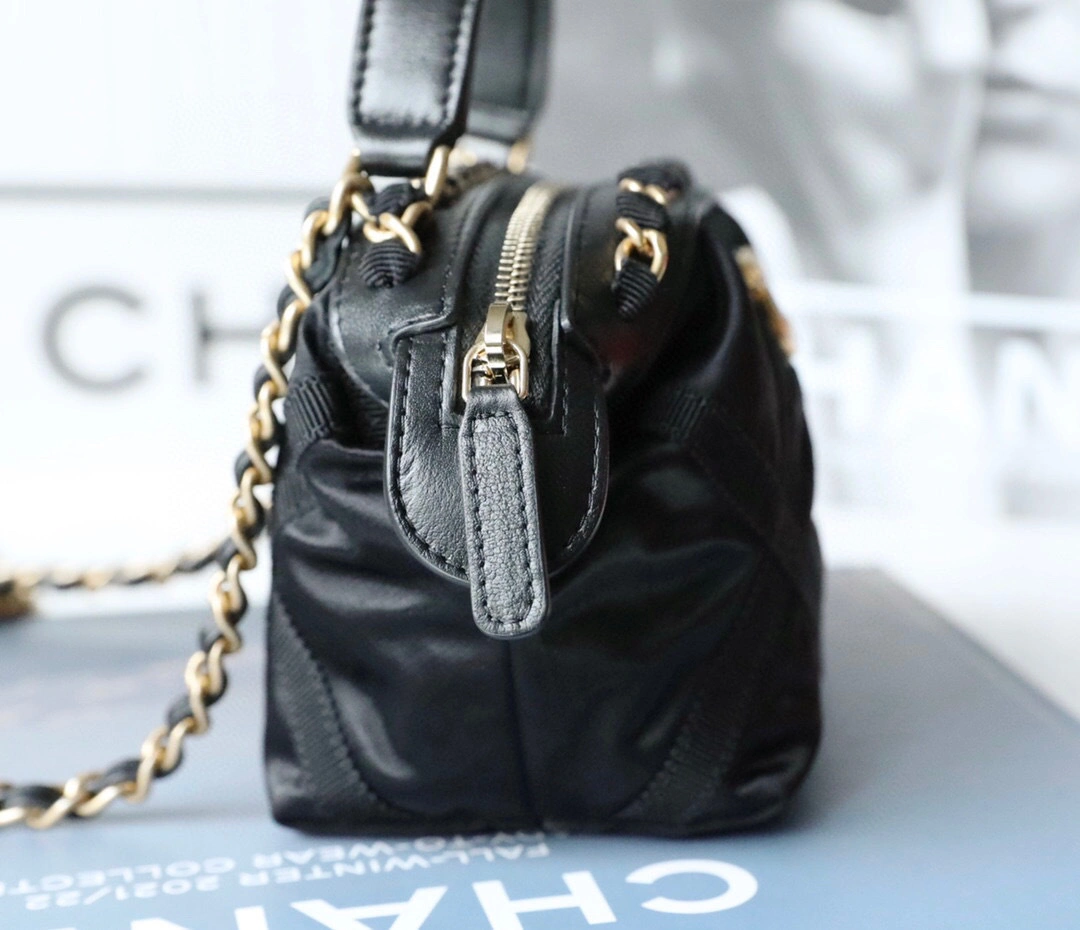 MOMO-- AP2669 B07632 94305 sheepskin item : B-B598E1407S