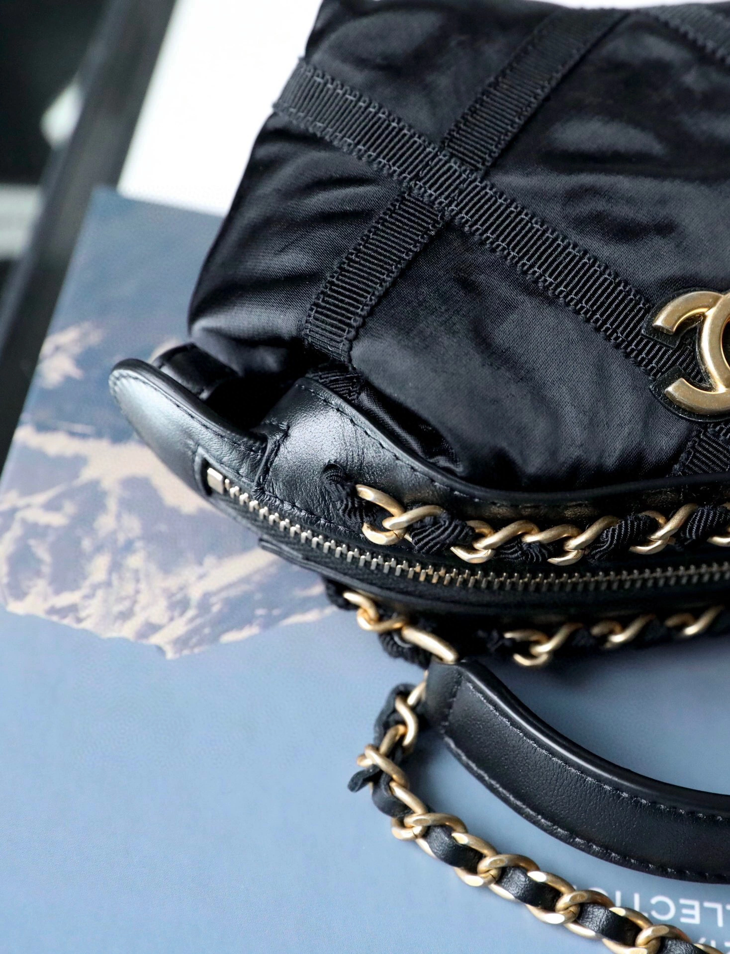 MOMO-- AP2669 B07632 94305 sheepskin item : B-B598E1407S