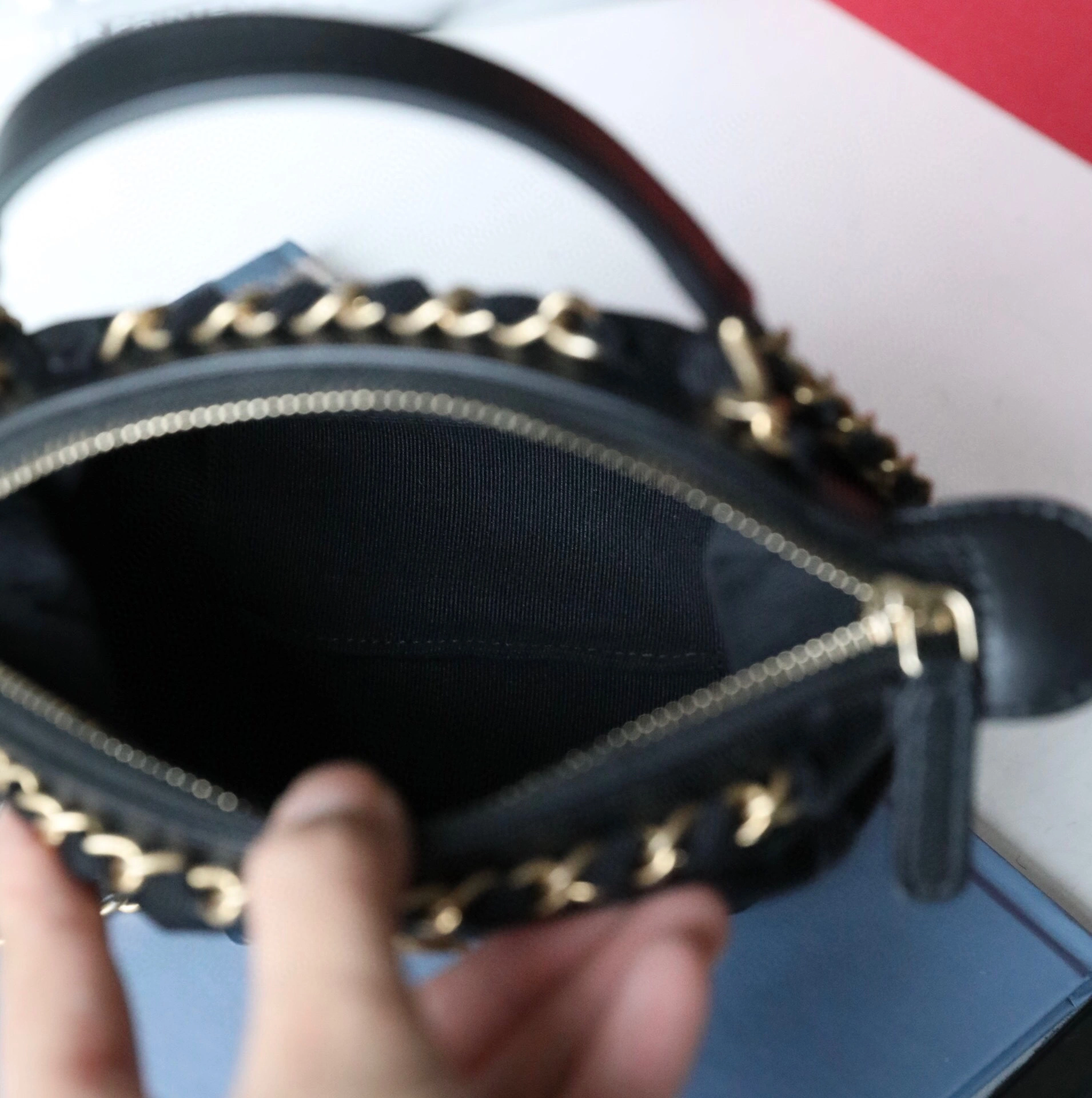 MOMO-- AP2669 B07632 94305 sheepskin item : B-B598E1407S