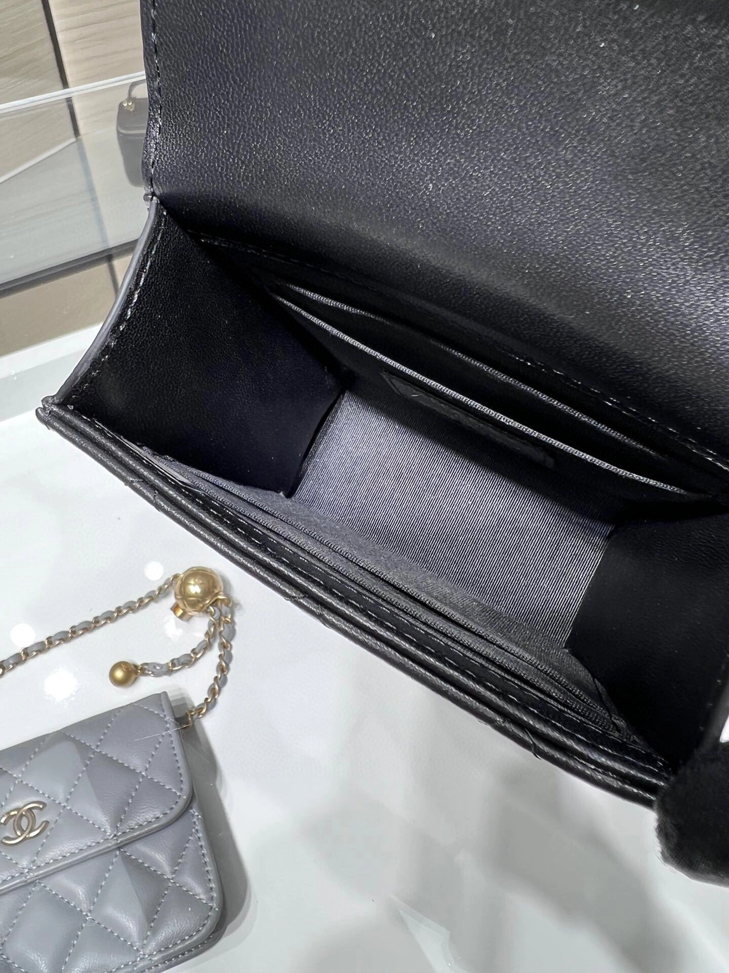 MOMO-- AP2682-B06660-94305 item：C-B063I2333V