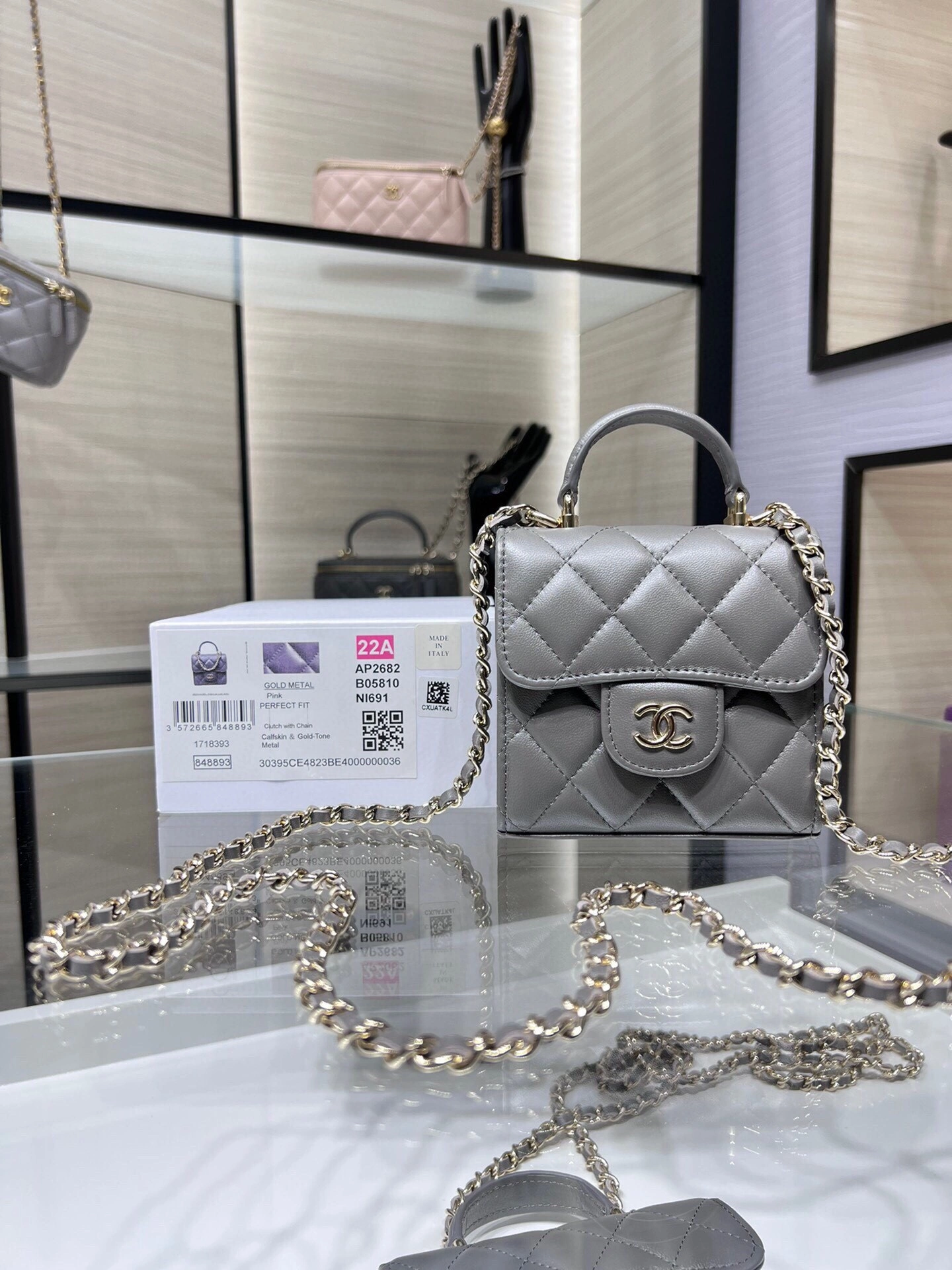 MOMO-- AP2682-B06660-NI691 2Colour item：C-B063I2334V-2