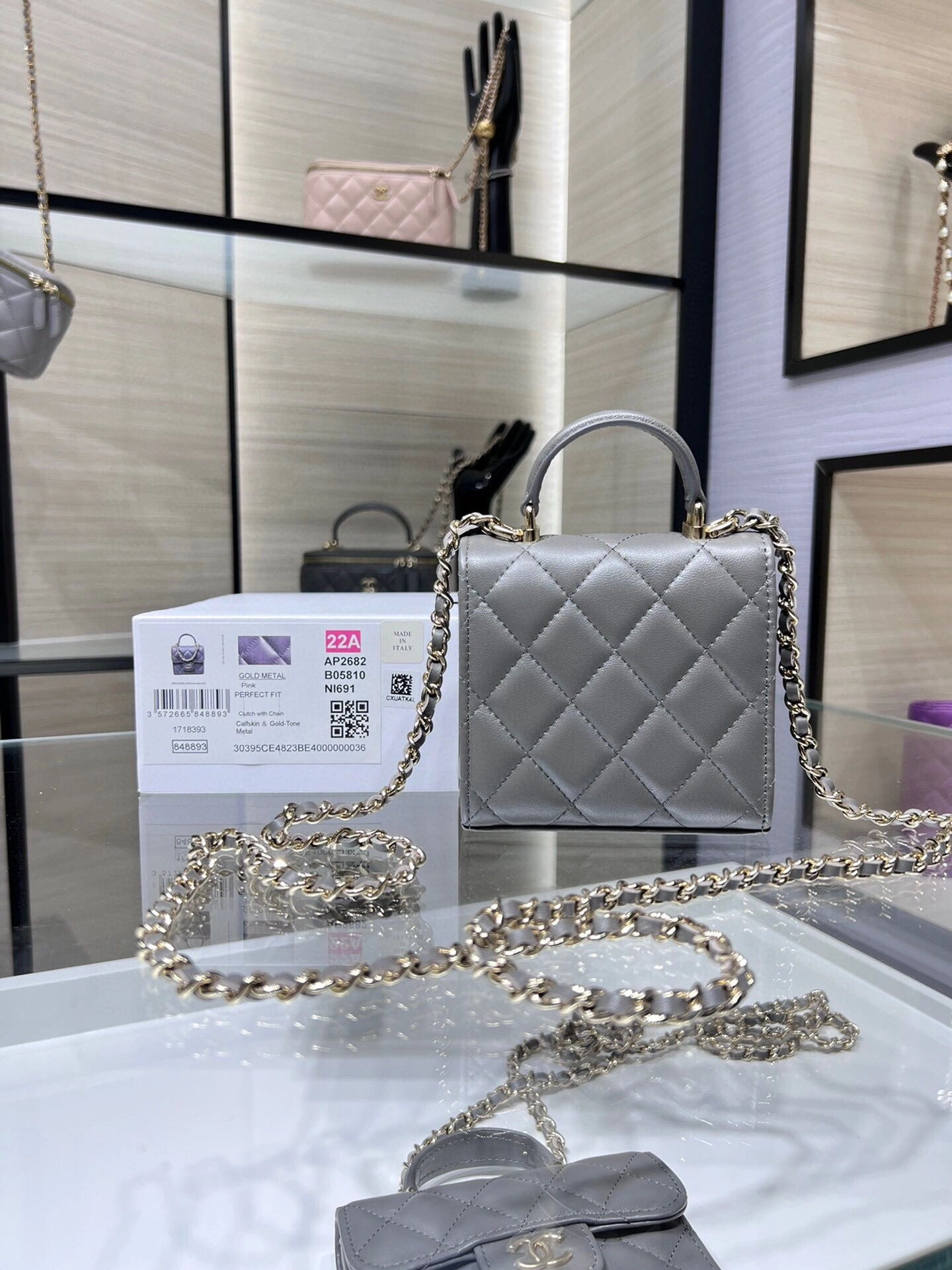 MOMO-- AP2682-B06660-NI691 2Colour item：C-B063I2334V-2