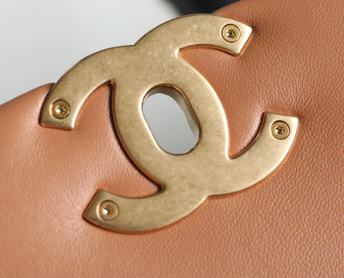 MOMO-- AS1160 B04852 NB356 goatskin item : B-B598E20S