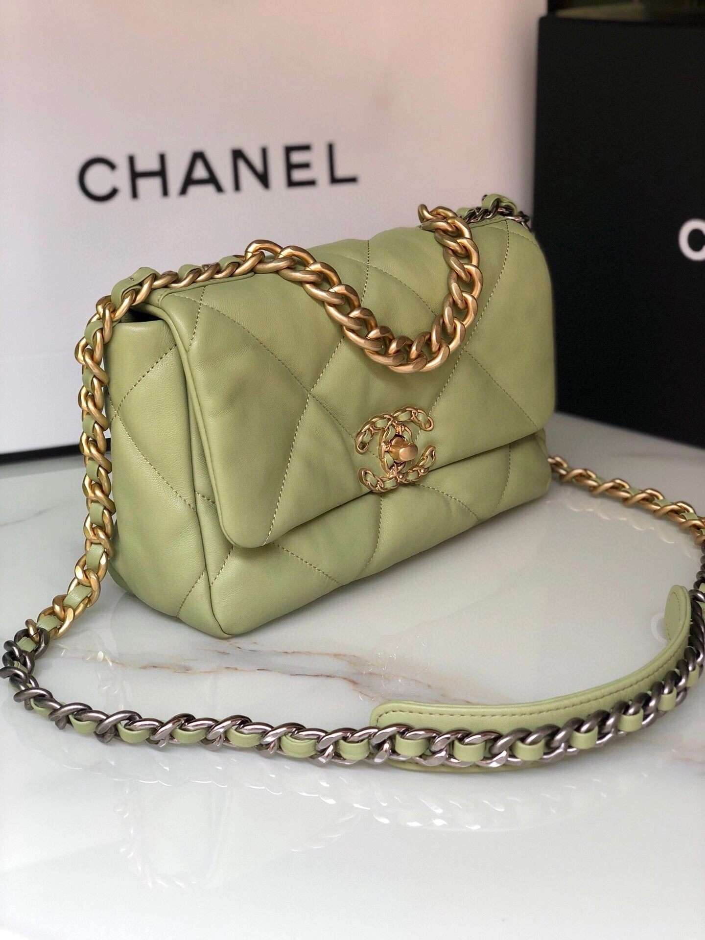 MOMO-- AS1160-B04852-ND356 high quality version item：C-B814I2559V