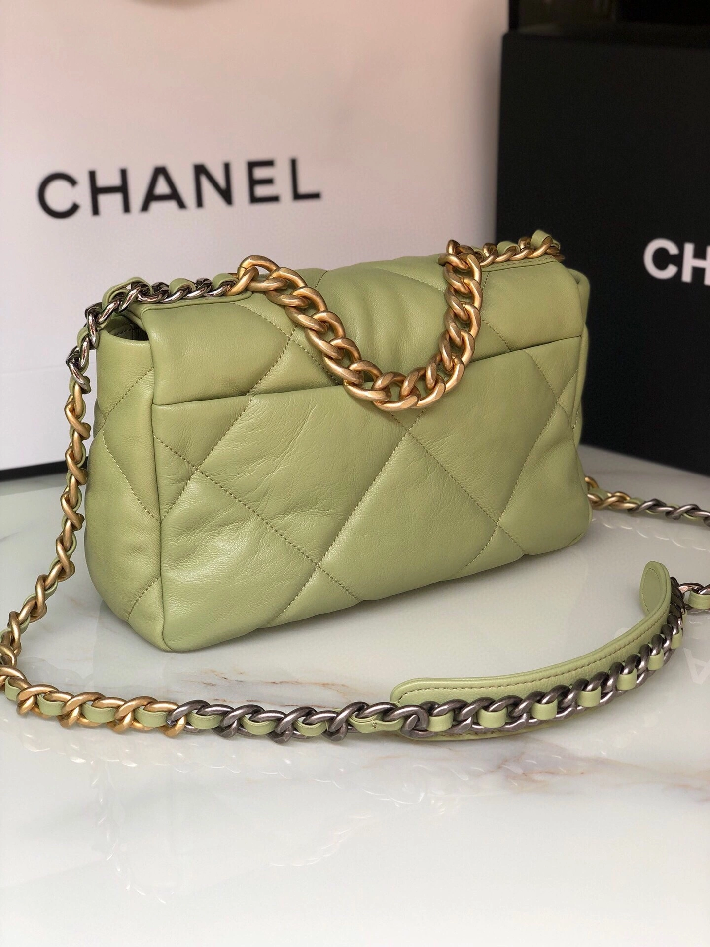 MOMO-- AS1160-B04852-ND356 high quality version item：C-B814I2559V