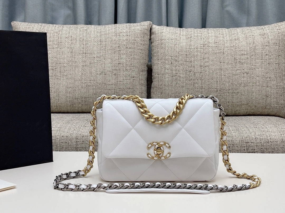 MOMO-- AS1160-B04852-NN268 high quality version item：C-B814I2557V