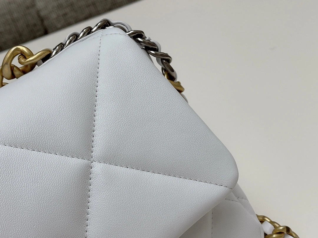 MOMO-- AS1160-B04852-NN268 high quality version item：C-B814I2557V