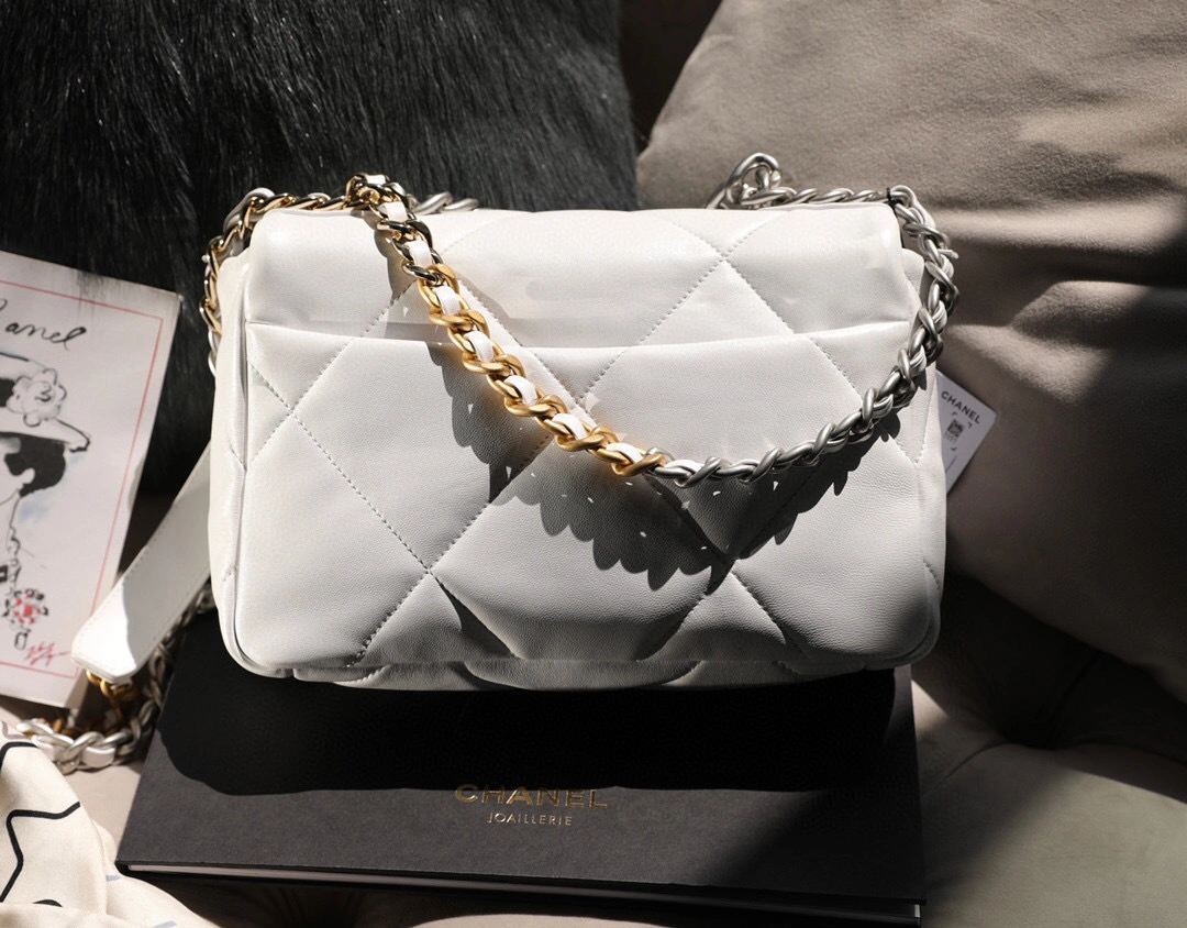 MOMO-- AS1160 B07327 10601 item : B-B598E14011S