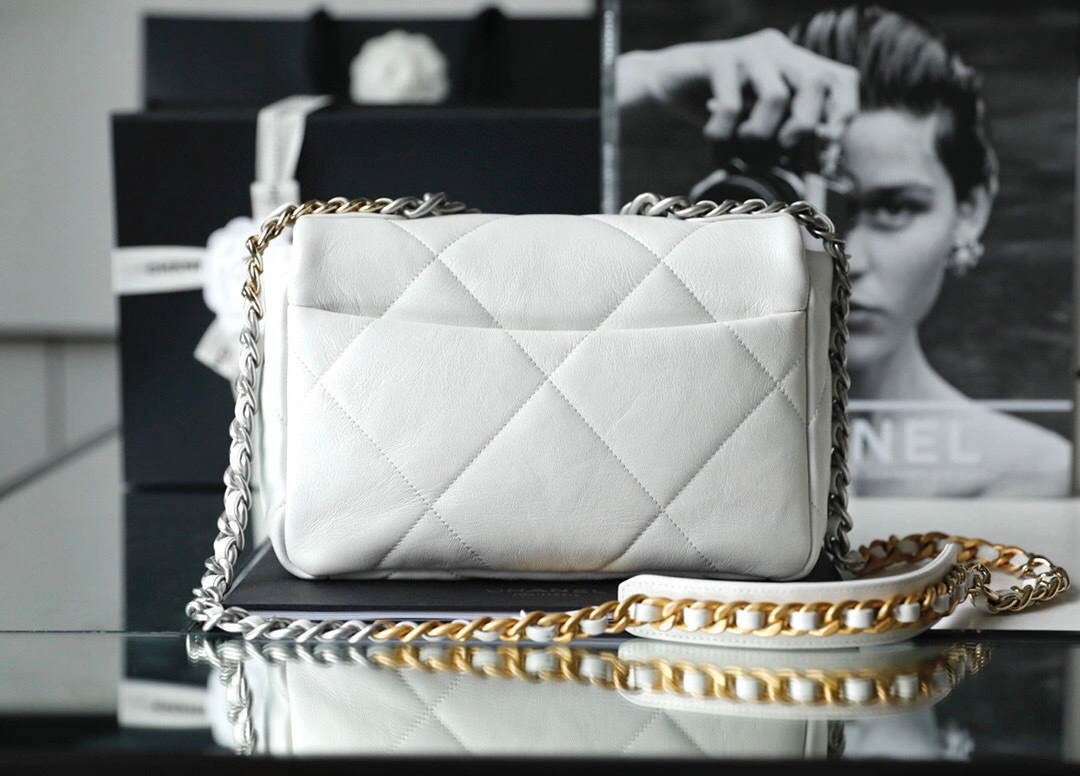 MOMO-- AS1160 B07327 NG122 goatskin item : B-B598E1607S