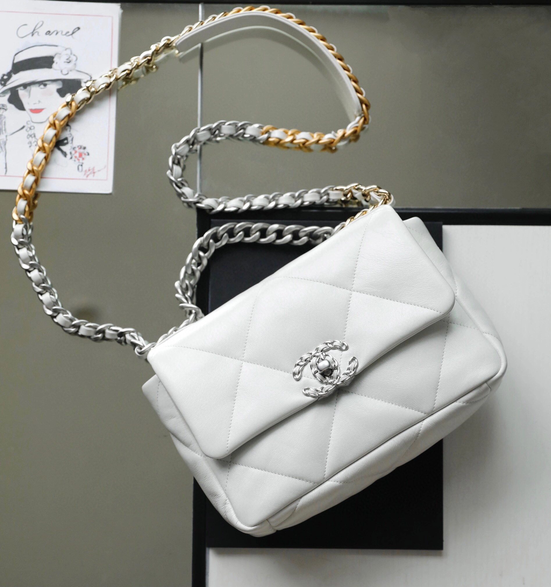 MOMO-- AS1160 B07327 NG122 goatskin item : B-B598E1607S
