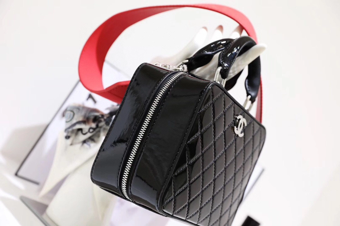 MOMO-- AS1286 B01934 N5562 cowhide item : B-B598E1208S