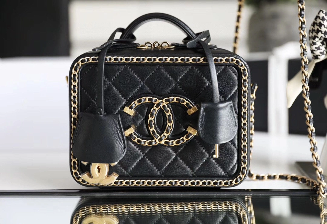 MOMO-- AS1785 B02903 94305 goatskin item : B-B598E1206S