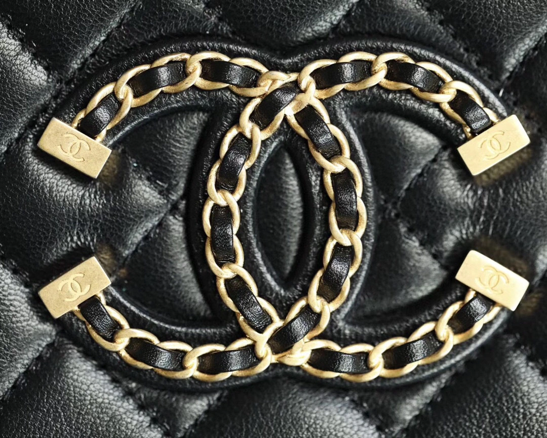 MOMO-- AS1785 B02903 94305 goatskin item : B-B598E1206S