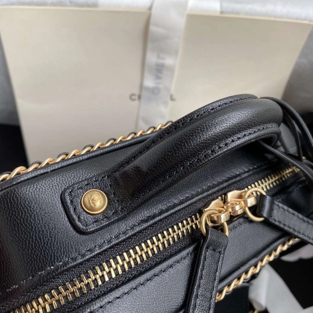 *MOMO---AS1785 SMALL VANITY CASE item : A-B307G2831