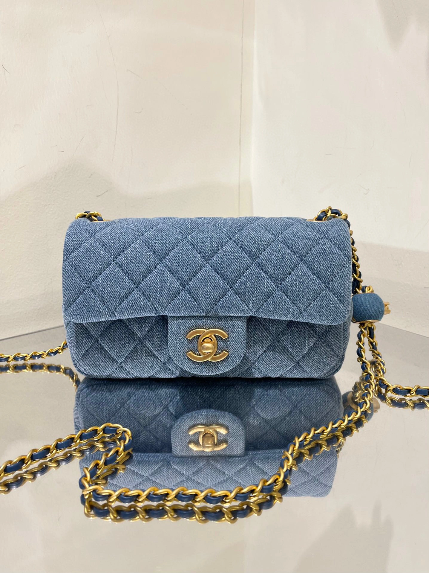 MOMO-- AS1787-B07306-NG353 item : B-B598E1304S
