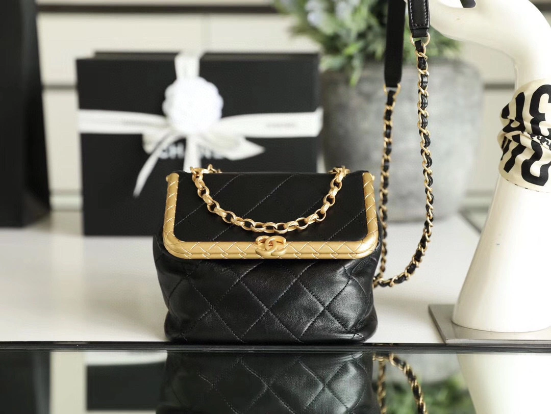 MOMO-- AS1886 B03428 94305 cowhide item : B-B598E1210S