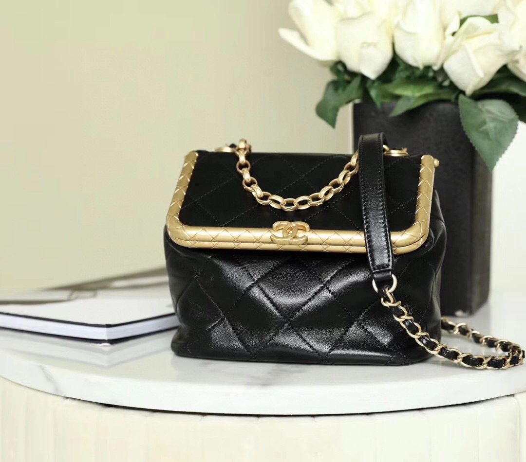 MOMO-- AS1886 B03428 94305 cowhide item : B-B598E1210S