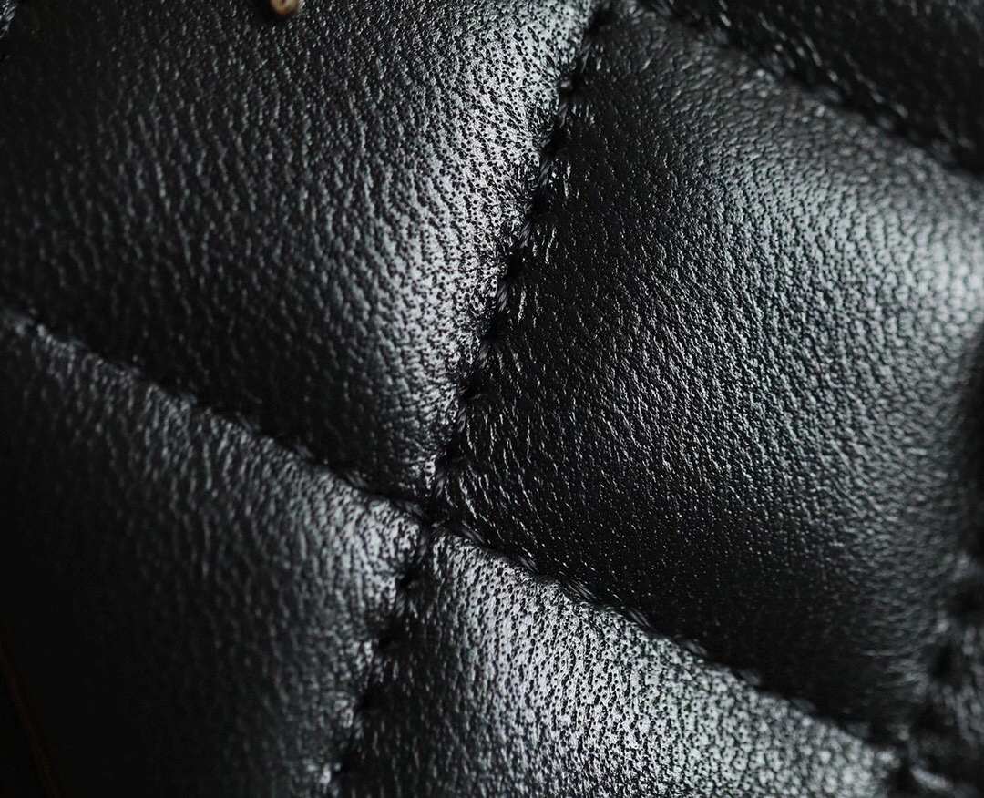 MOMO-- AS2326 B0481394305 sheepskin item : B-B598E1212S