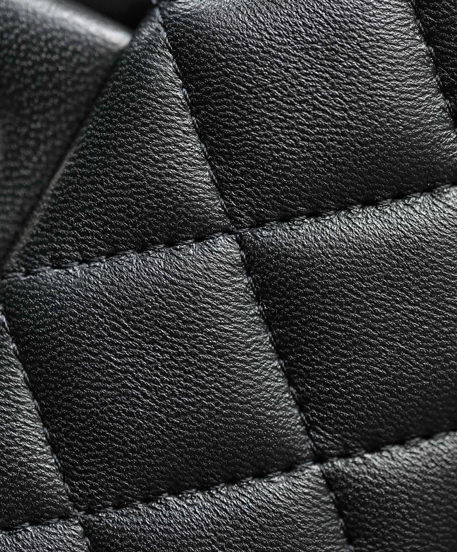 MOMO-- AS2431 B07876 94305 sheepskin item : B-B598E1604S