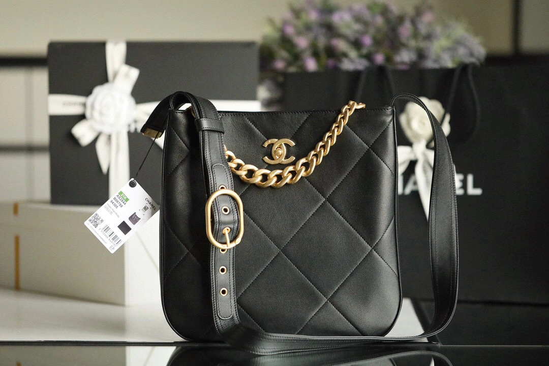 MOMO-- AS2844 B06788 94305 Calfskin item : B-B598E1401S
