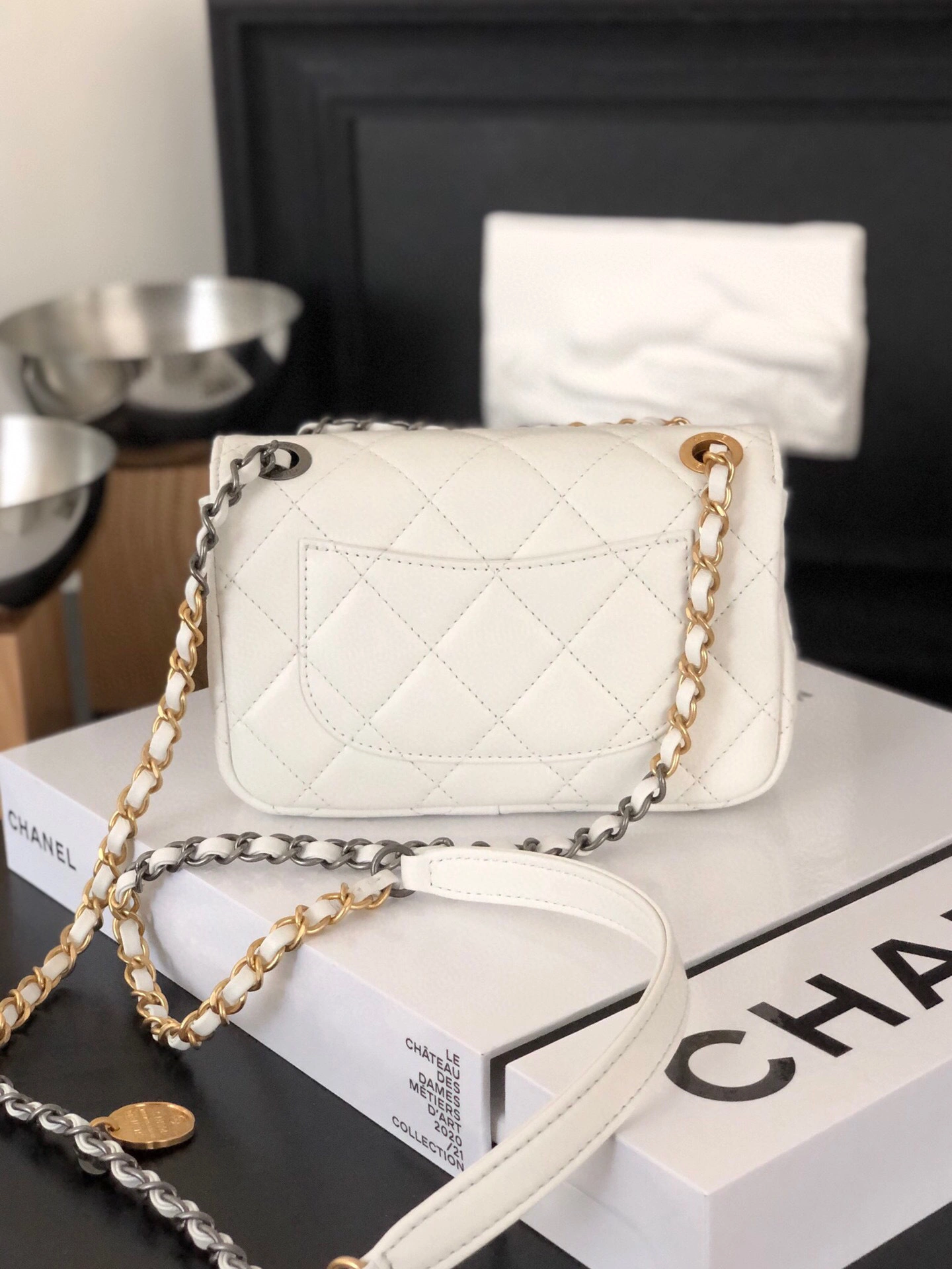 MOMO-- AS2978 B07261 10601 sheepskin item : B-B598E14013S
