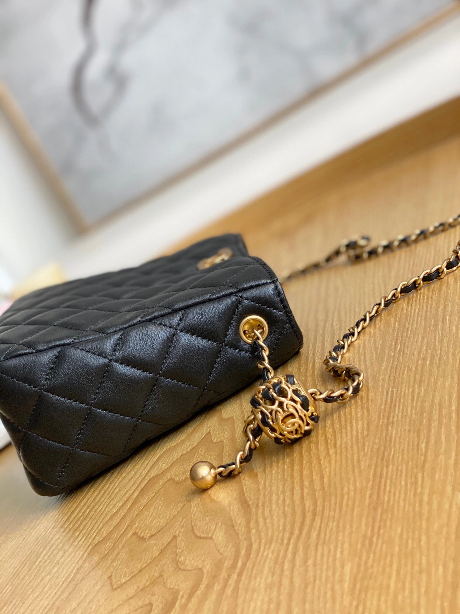 MOMO-- AS3259 B08034 94305 Calfskin item : B-B598E1203S