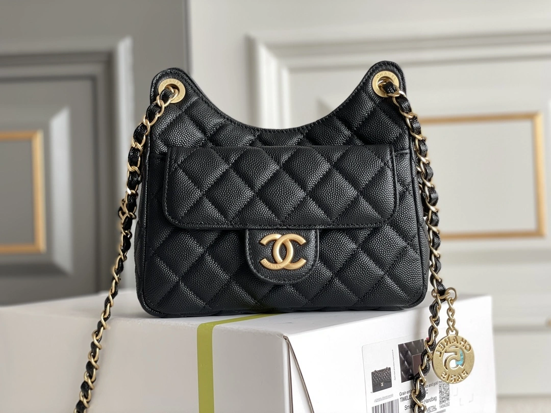 MOMO-- AS3710-B10233-94305 high quality version item：C-B000H1733R
