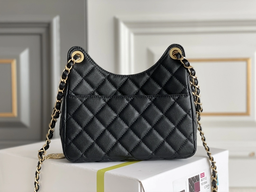 MOMO-- AS3710-B10233-94305 high quality version item：C-B000H1733R