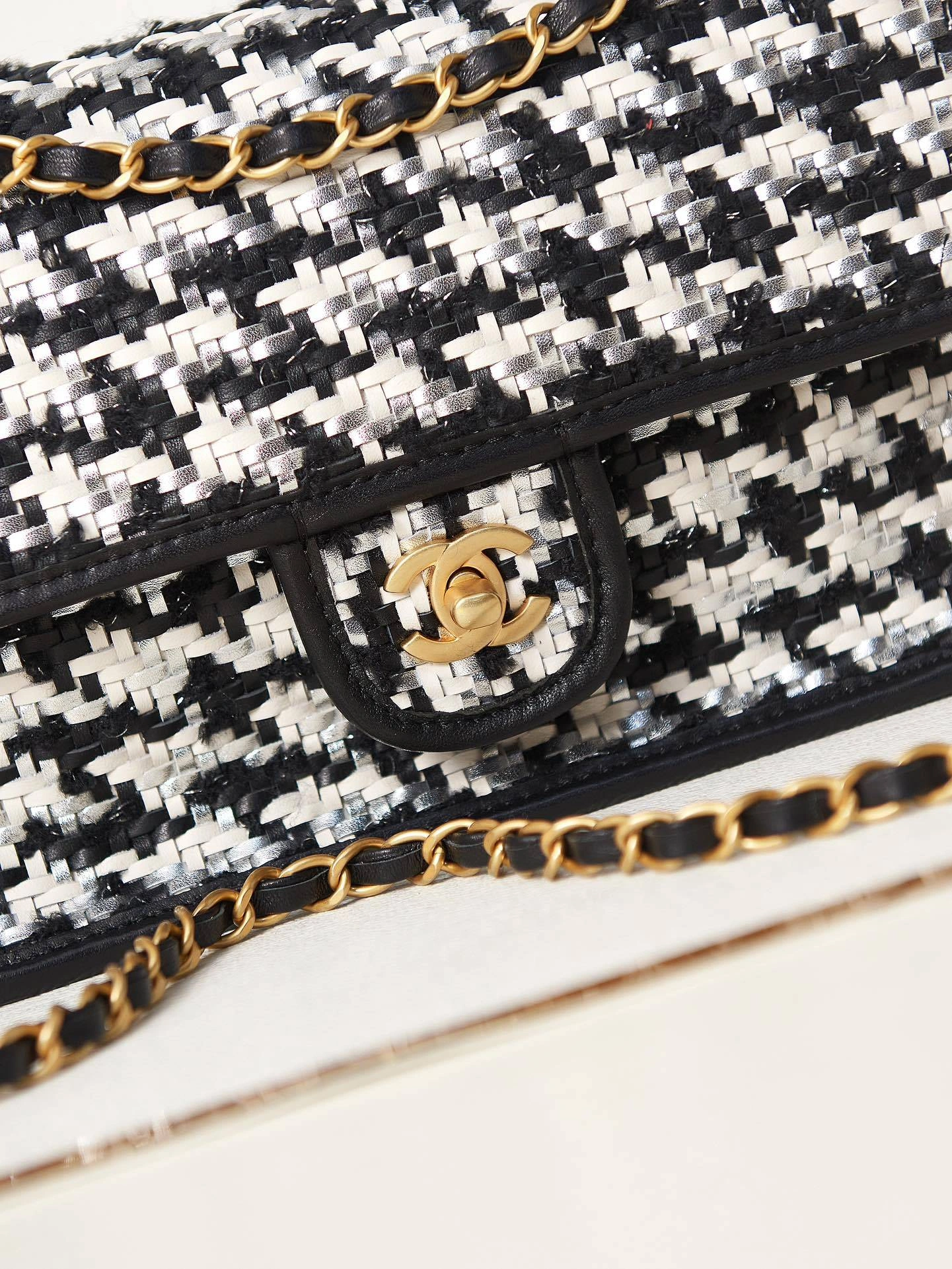 MOMO-- AS3767-B09791-NL870 high quality version item：C-B000H1719R