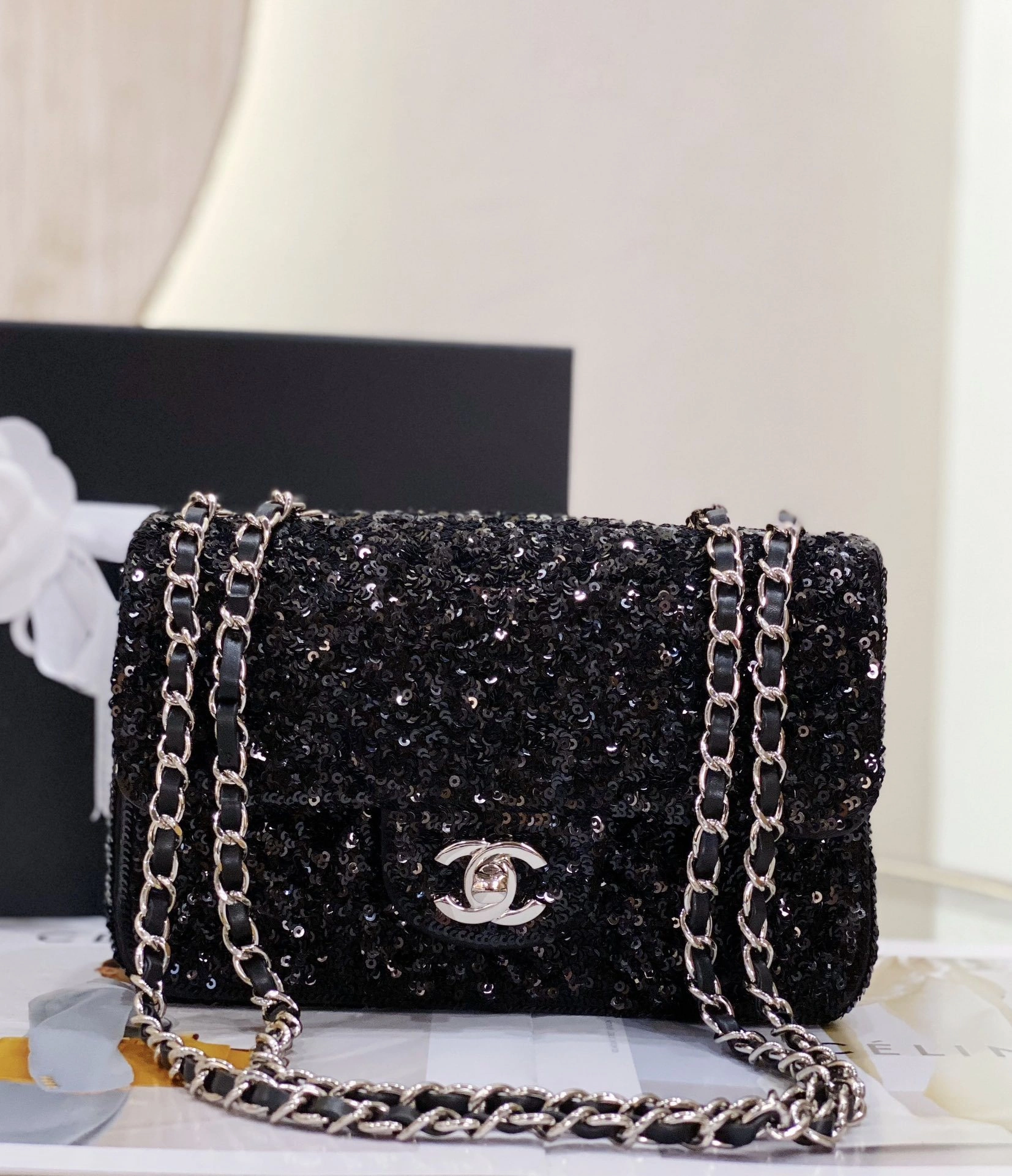 MOMO-- AS3965-B10885-NN968 high quality version item：C-B202H1039R