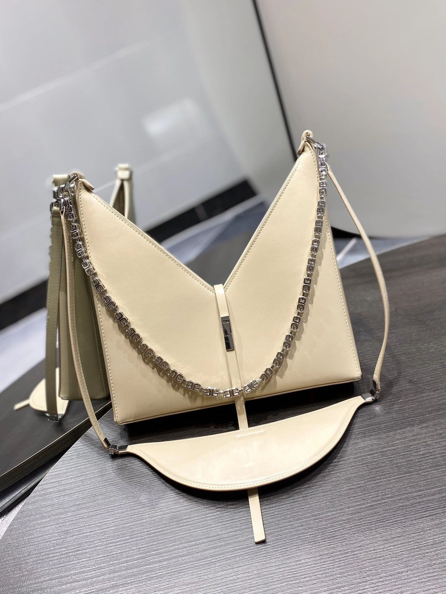 MOMO-- BB50GTB14Y-277 item：C-B063I0939R