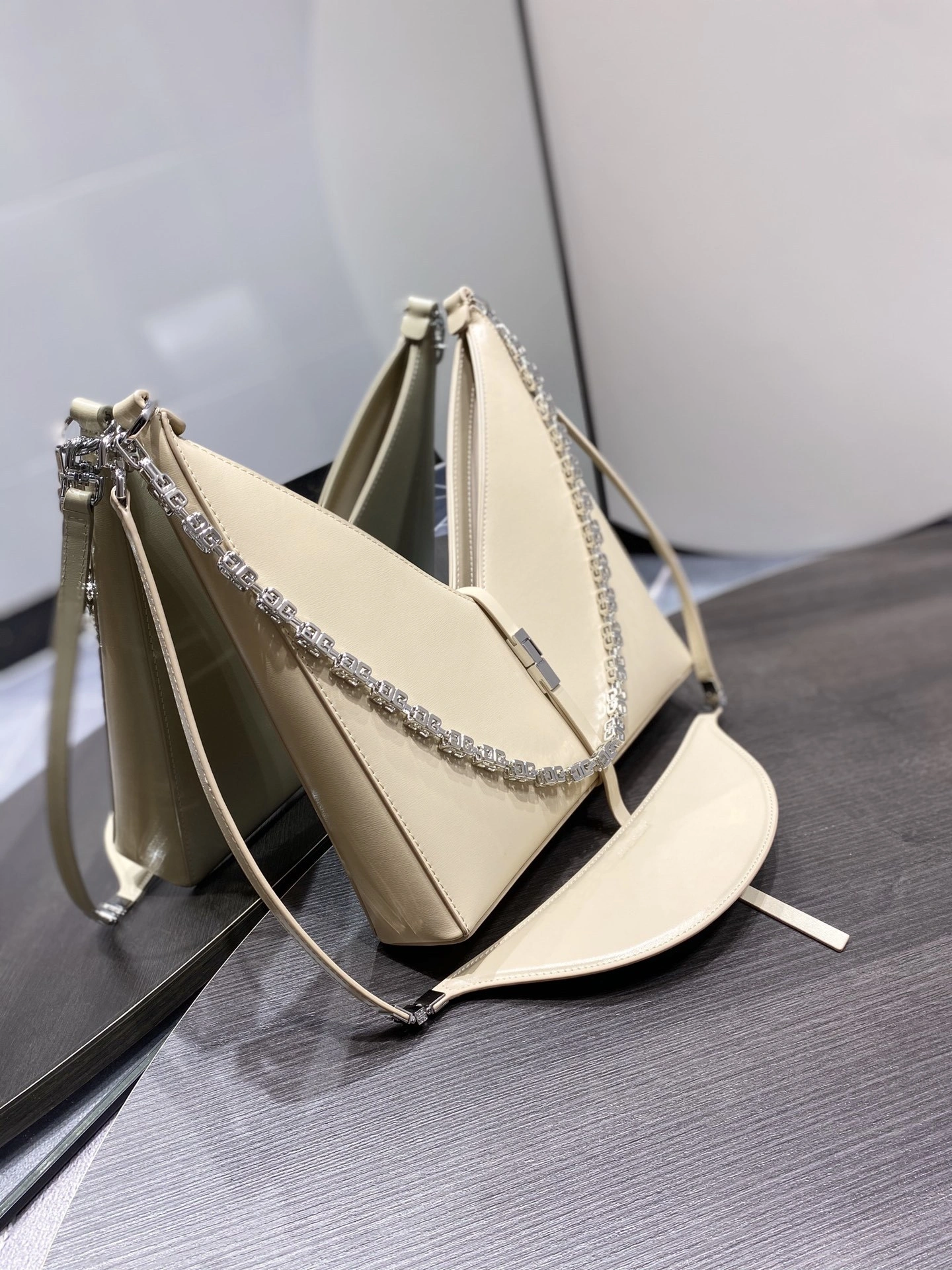 MOMO-- BB50GTB14Y-277 item：C-B063I0939R