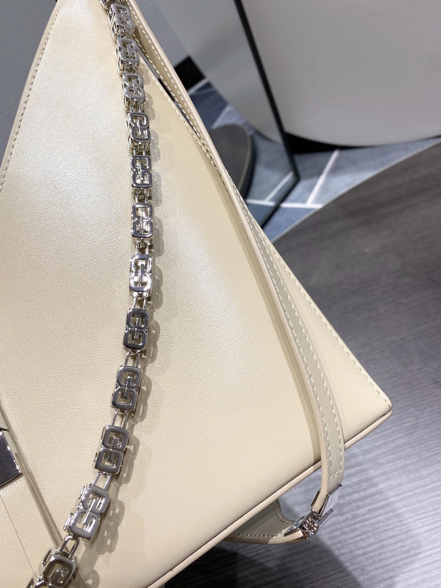 MOMO-- BB50GTB14Y-277 item：C-B063I0939R