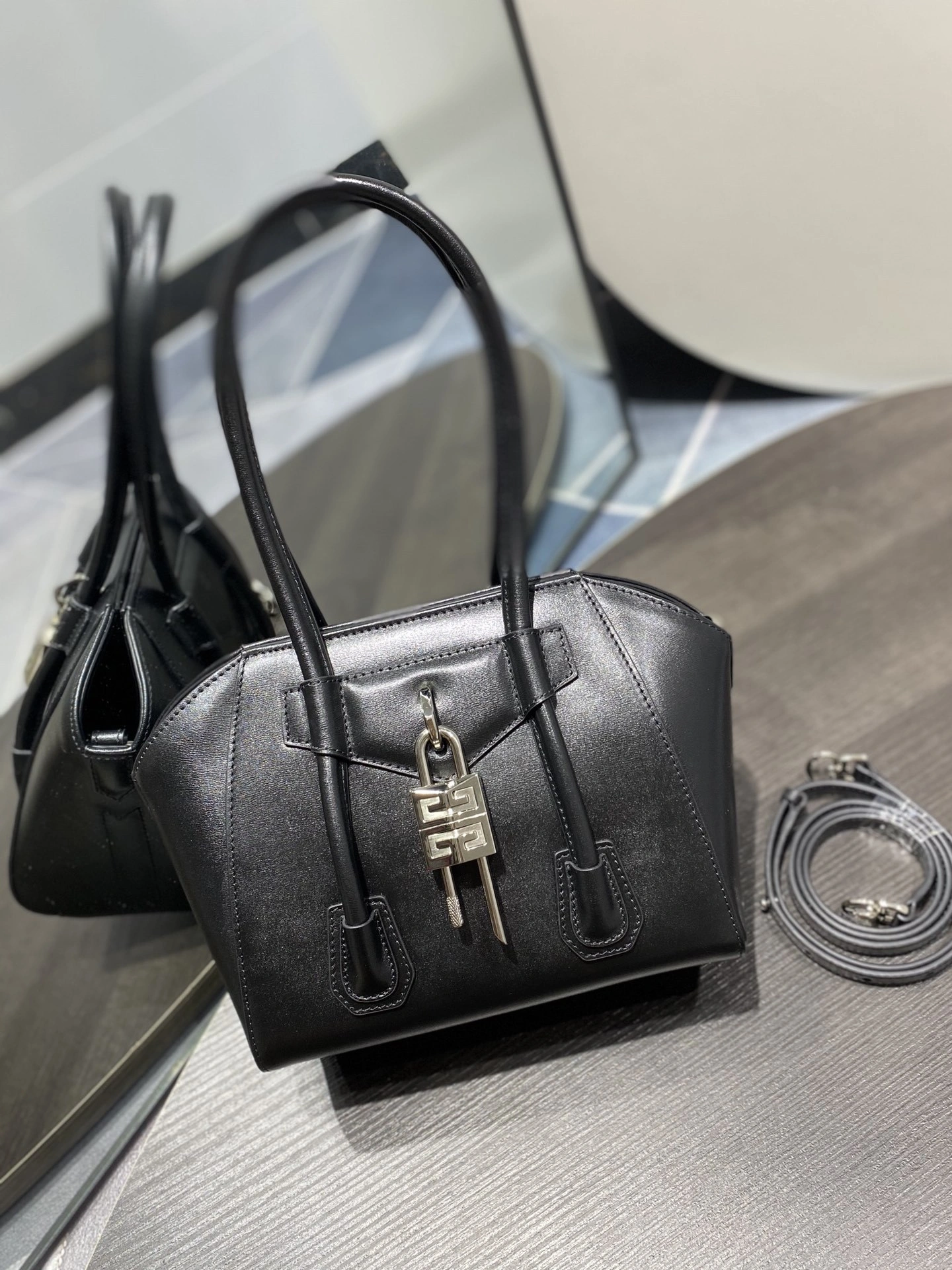 MOMO-- BB50H1B00D-001 high quality version item：C-B063I0942R