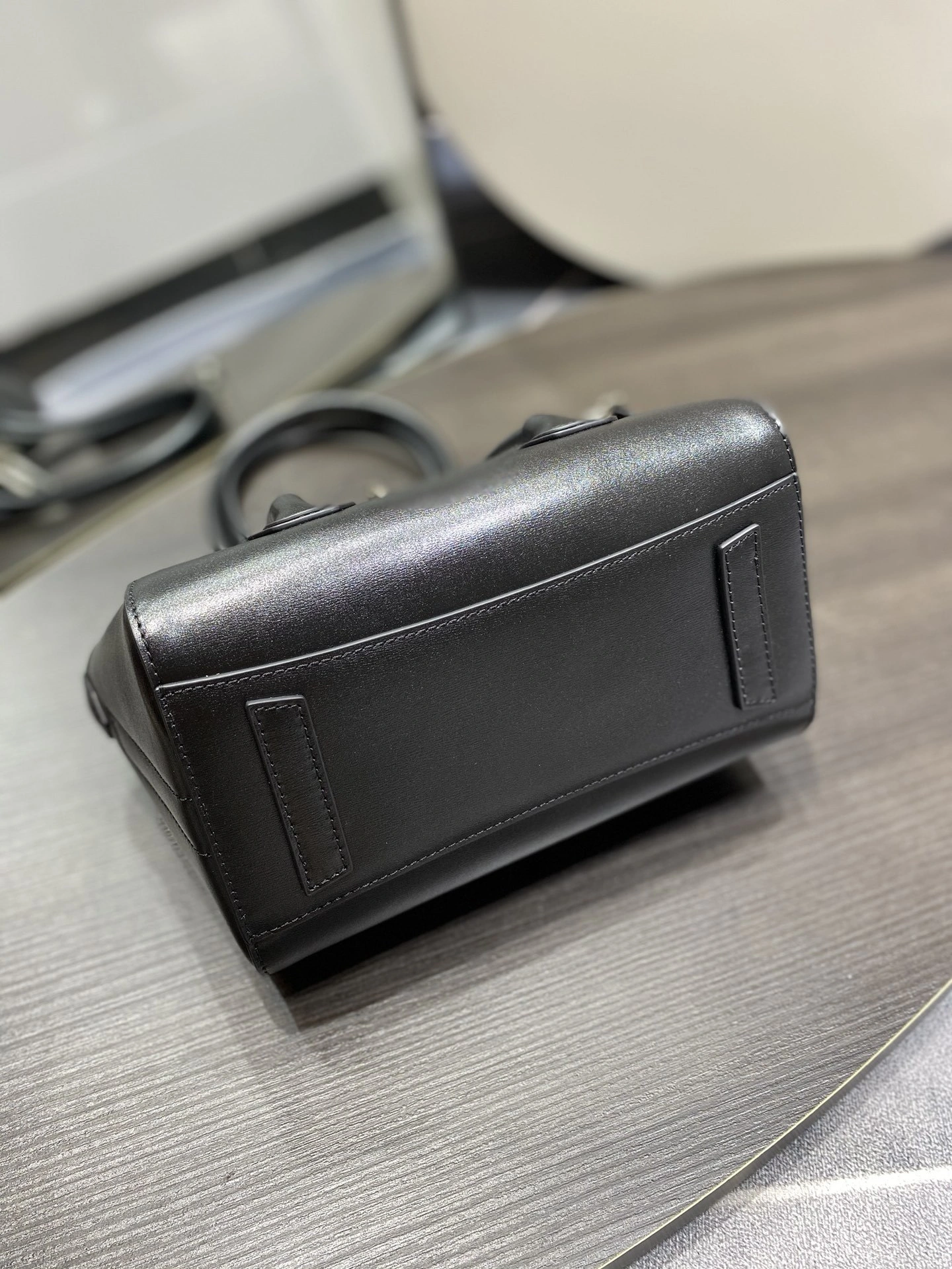 MOMO-- BB50H1B00D-001 high quality version item：C-B063I0942R