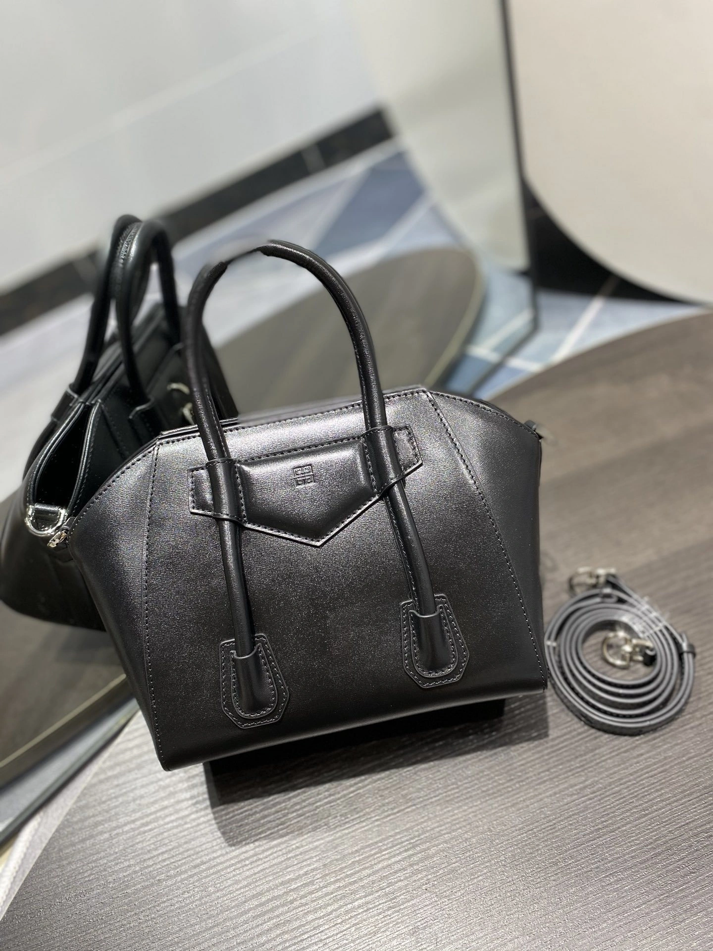 MOMO-- BB50J0B16J-001 high quality version item：C-B063I0941R
