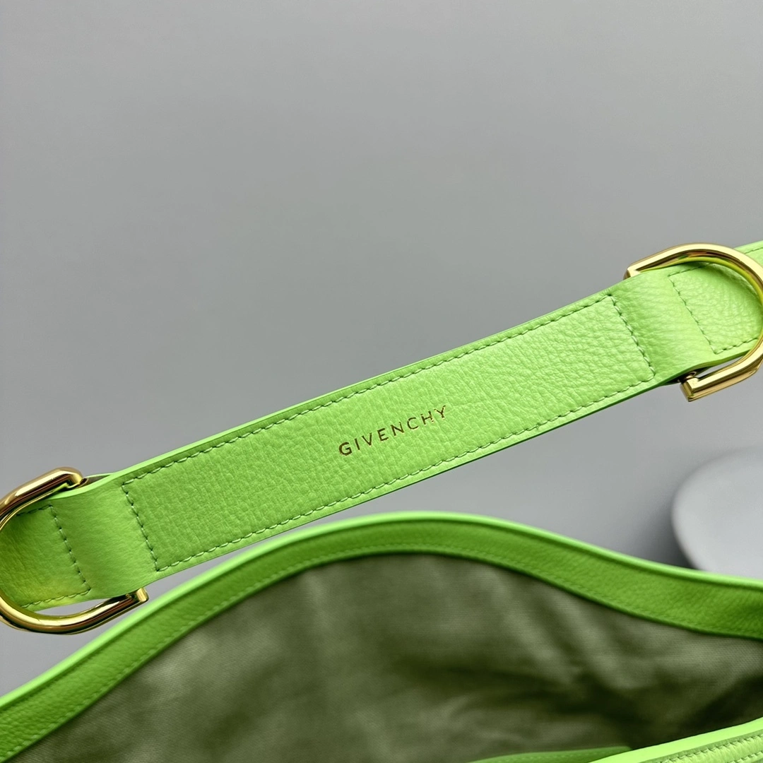 MOMO-- BB50SSB1KR-326 high quality version item：C-B007H1743R