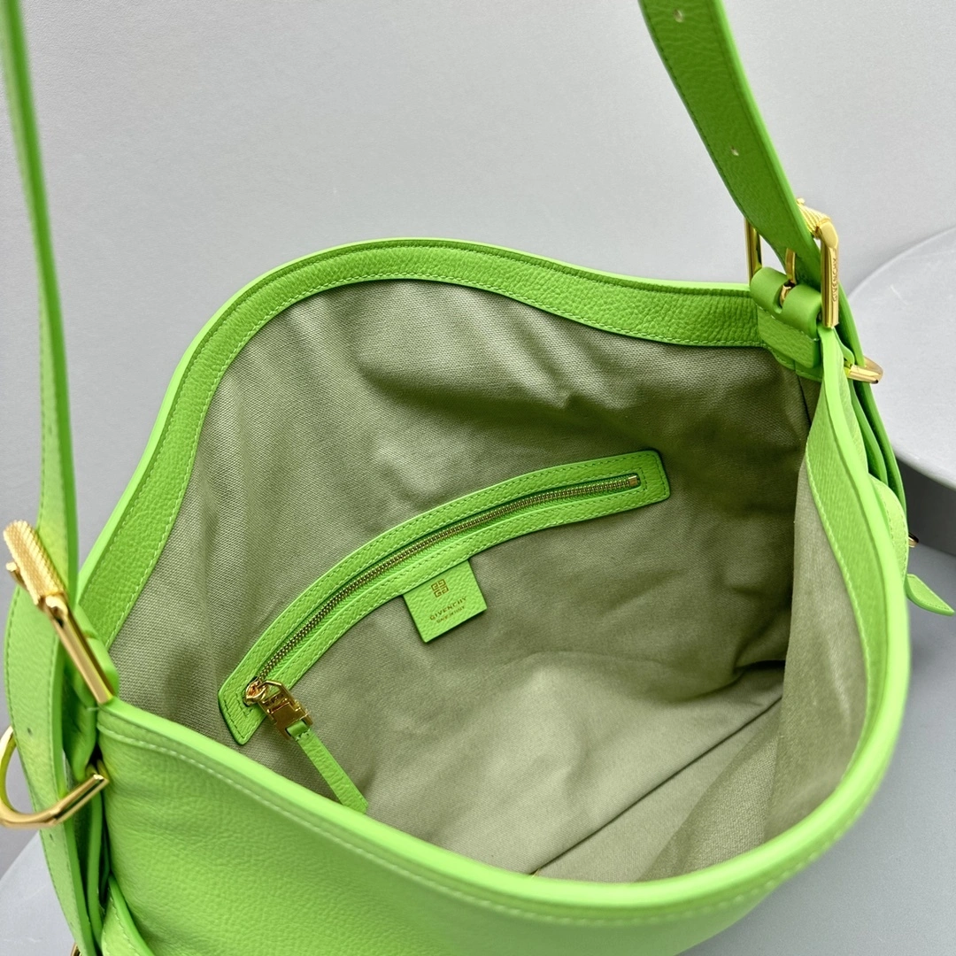 MOMO-- BB50SSB1KR-326 high quality version item：C-B007H1743R