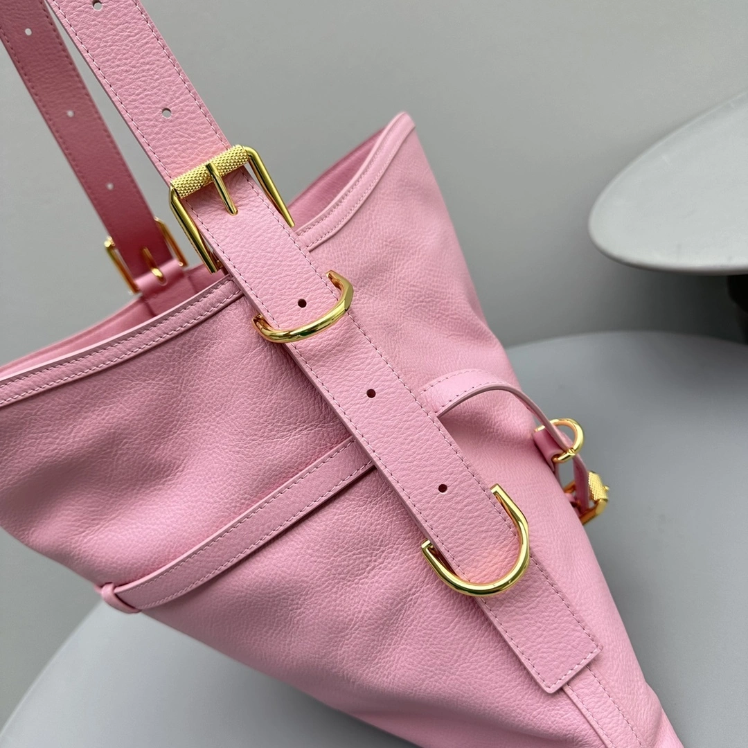 MOMO-- BB50SSB1KR-663 high quality version item：C-B007H1744R