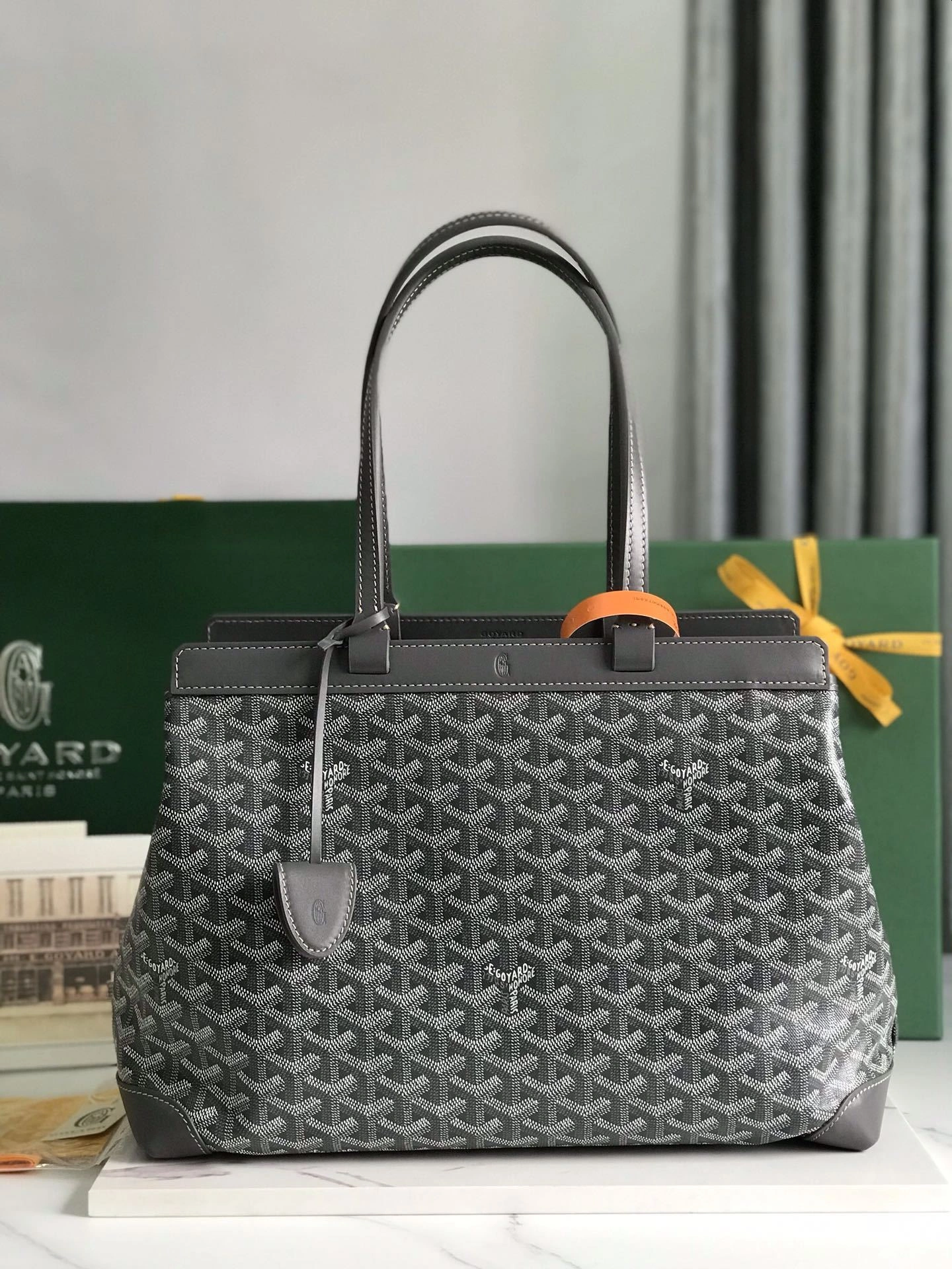MOMO-- BELBIAPMLTY-51CL51P item：C-B063E2704R