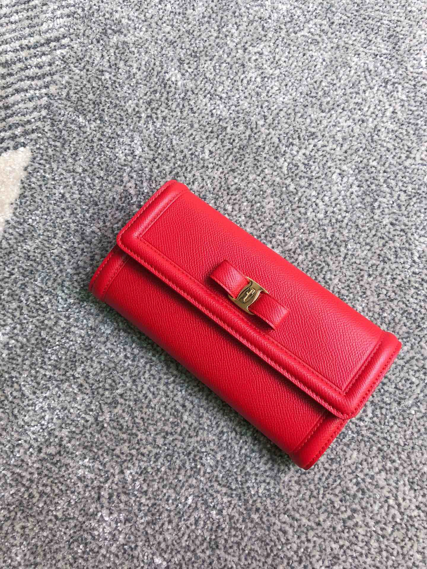 MOMO---Big Cowhide Vara high quality version item : 007B00K2509